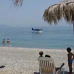Nyaraló Scuderia *